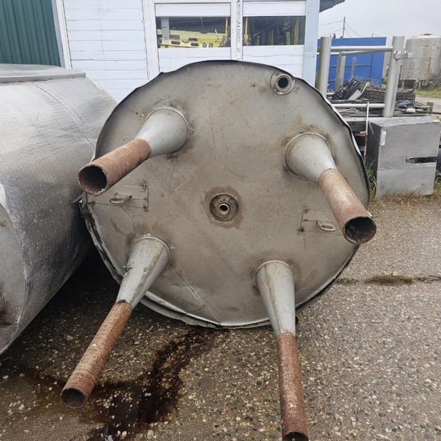 Емкость 2.5 м3 инв.13010