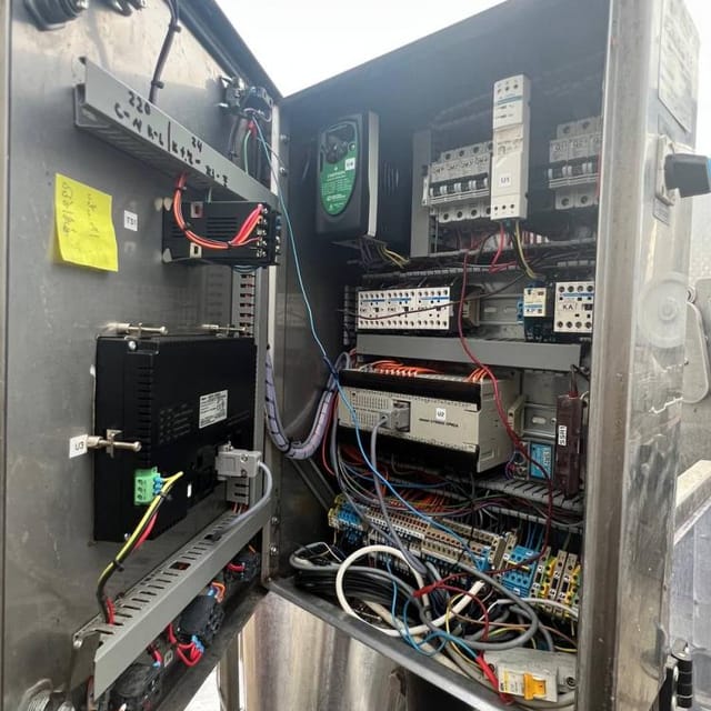 Автомат розлива молока ПАКЛАЙН в ПЭТ 1,5т/час инв.13021