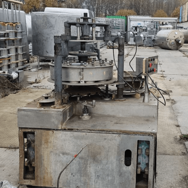 Дозатор В2-ФНА инв.12249