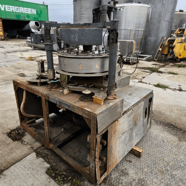 Дозатор В2-ФНА инв.12249