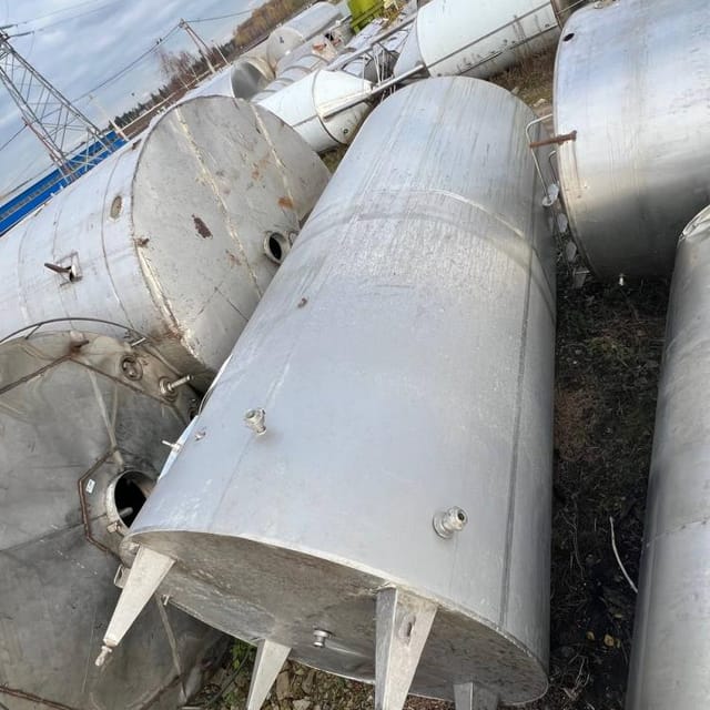 Емкость 15 кубов термос инв.13027