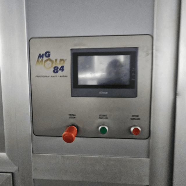 Выдув ПЭТ автомат MG Mold 4500 инв.13269