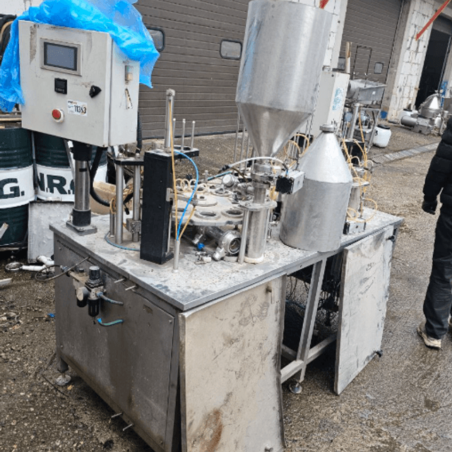 Фасовщик АЛЬТЕР-02 в стакан 75мм 2х карусельный инв.11363