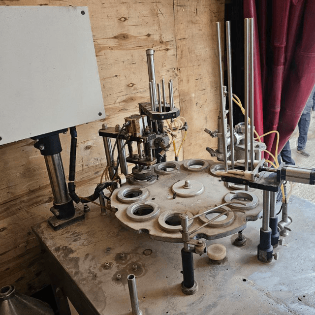 Фасовщик АЛЬТЕР-02 в стакан 75мм 2х карусельный инв.11363