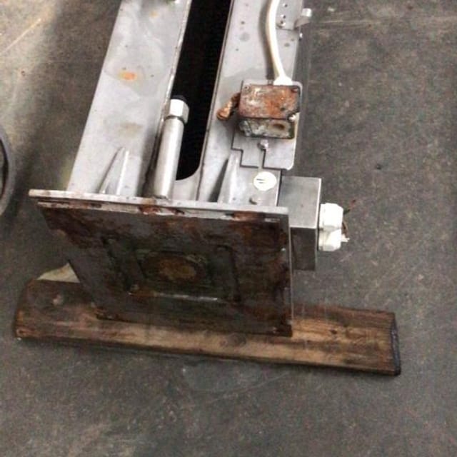 Подъёмник для тележек  инв.12906