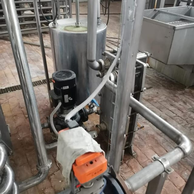 Пастеризатор 10т/час с выдерживателем 45сек