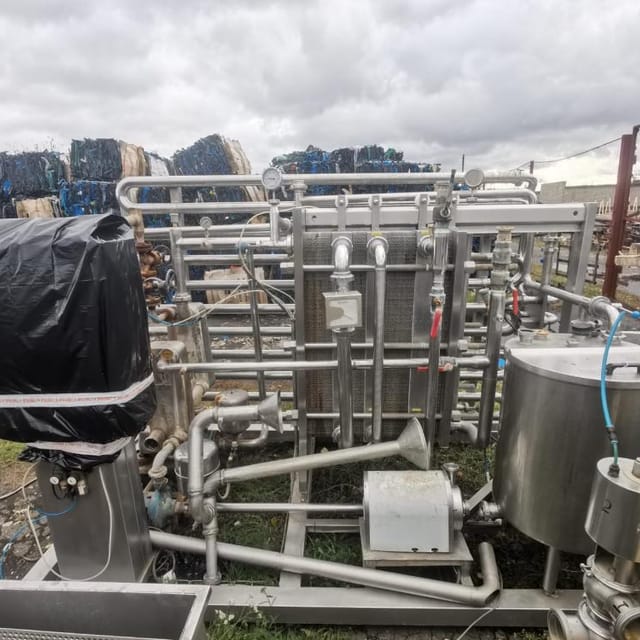 Пастеризатор 10т/час с выдерживателем 45сек