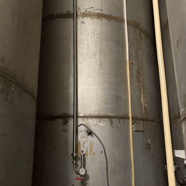 Емкости нержавеющие, объем 12 куб.м.