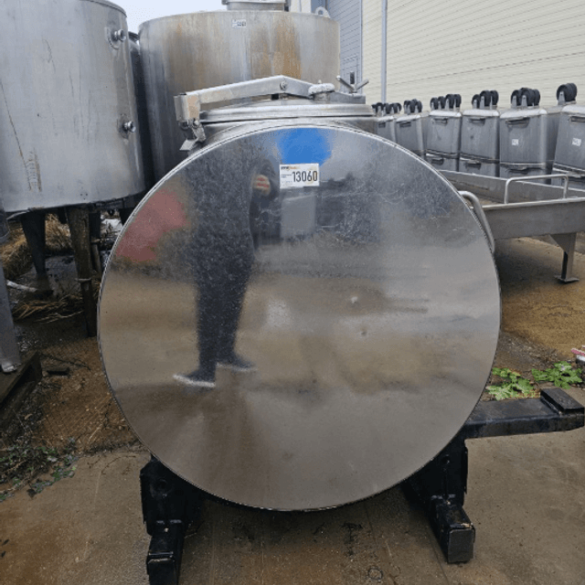 Емкость 1200л для молоковоза инв.13060