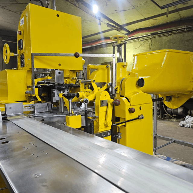 Фасовщик масла М6-АРМ инв.12215