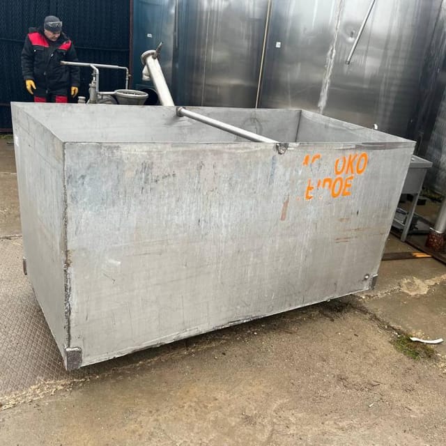 Ванна 2000л инв.13063