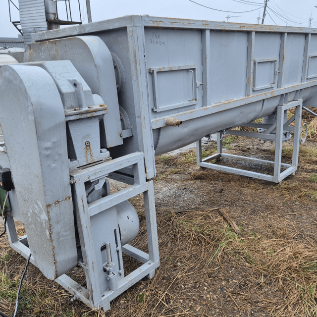 Смеситель горизонтальный для сыпучих е.4215