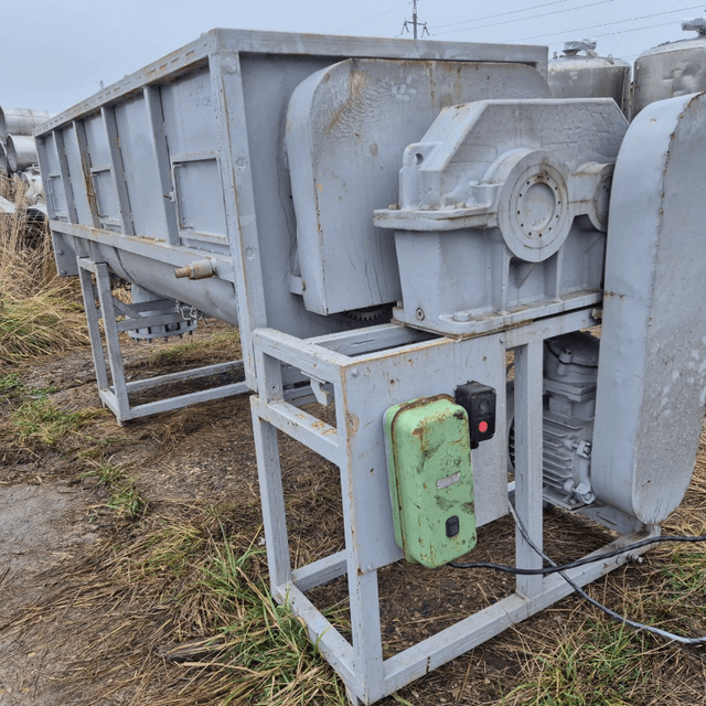 Смеситель горизонтальный для сыпучих е.4215