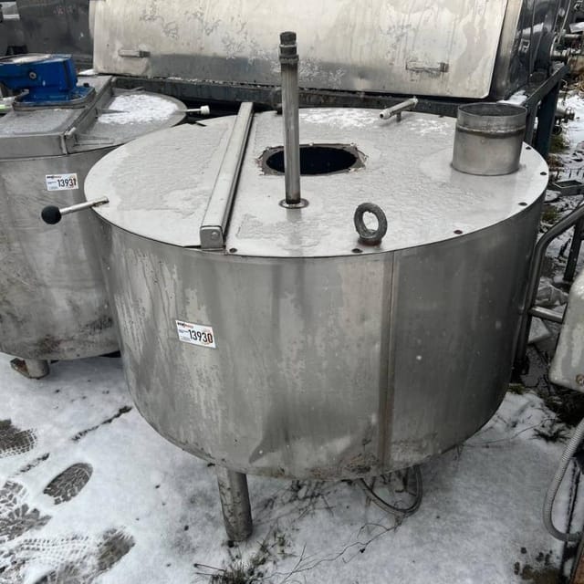 Емкость 400л инв.13930