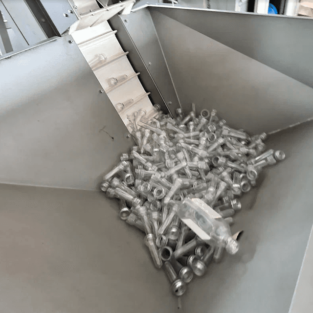 Линия розлива Avis с выдувом 3000бут