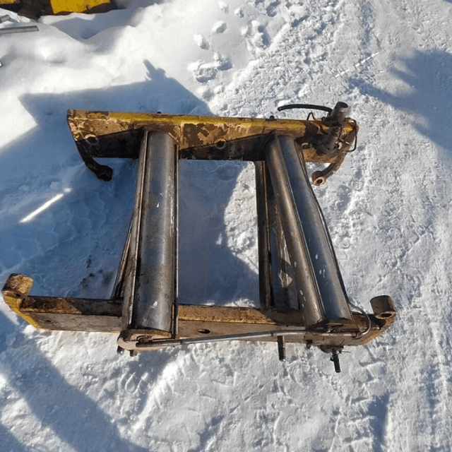 Пресс сырный Е8-ОПД-К малый, площадки из чугуна на 12 головок инв.12839