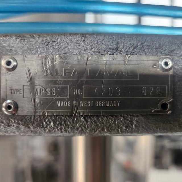 Пресс сырный Alfa Laval площадки из чугуна инв.11837