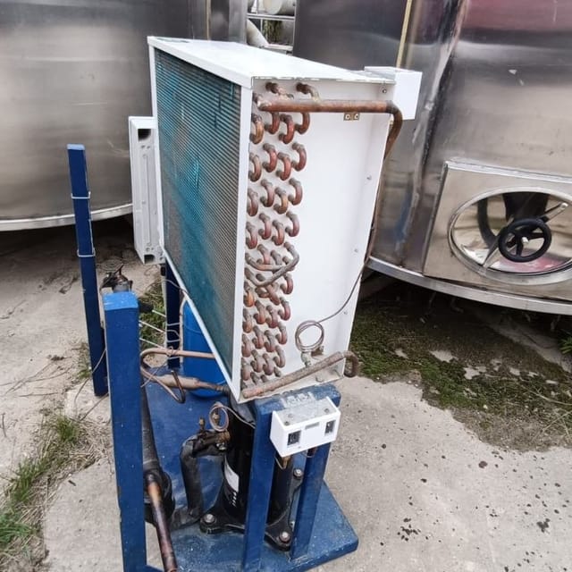 Танк охладитель 2000л инв.14137