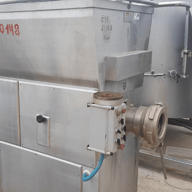 Фарш-мешалка волчек Velati TAM 180 700, объем чаши 700 литров