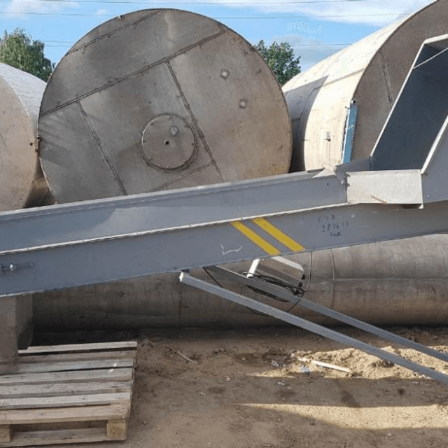 Элеватор подачи пробки пробки в бункер ориентатора, высота подъема 2,7 метра