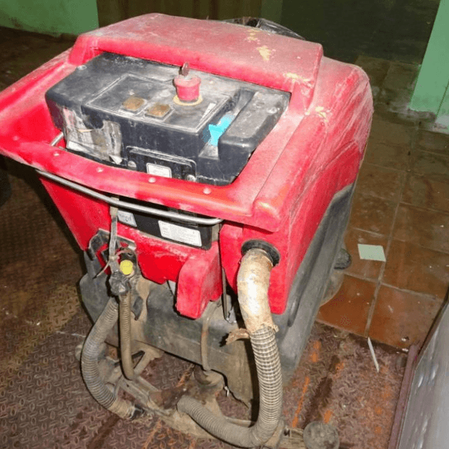 Мойщик полов инв.6311