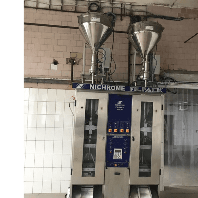 Фасовщик молока в пленку NICHROME