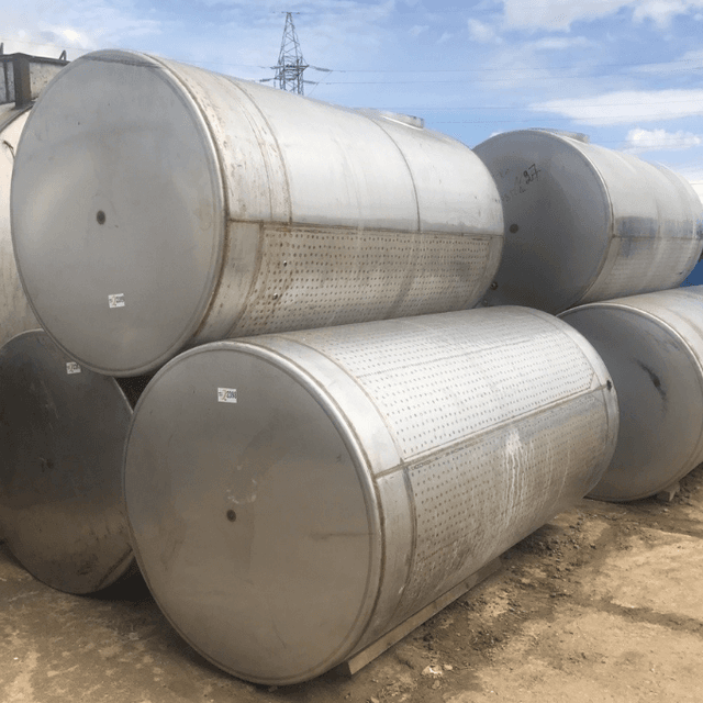 Емкость 3000л нерж с рубашкой