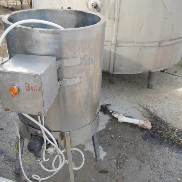 Емкость 50 л с тэном инв.3415