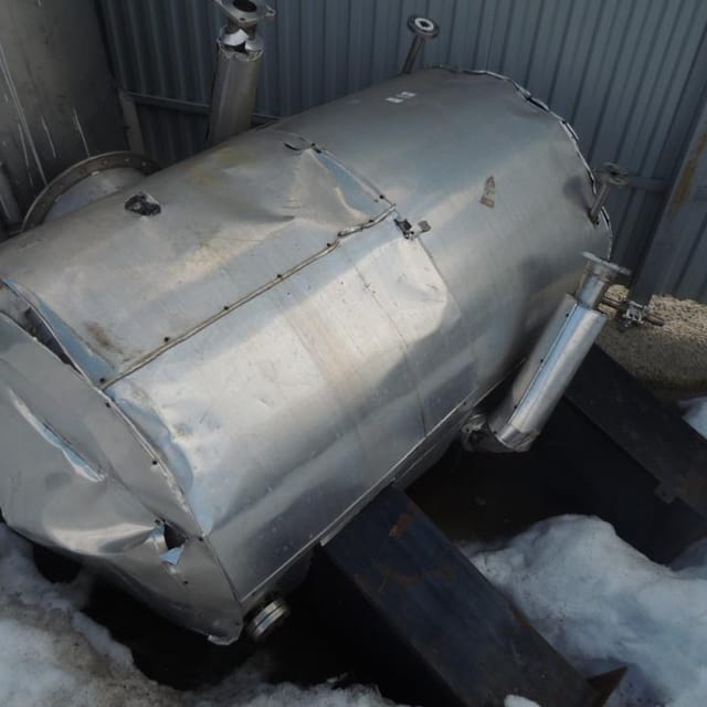 Емкость одностенная 1000л инв.551