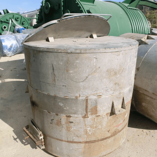 Емкость 1,3 куб.м. термос