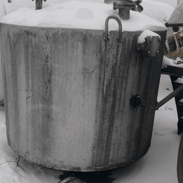 Стальная 2 куб.м вертикальная