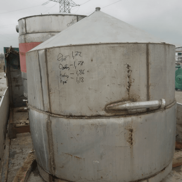 Емкость 2,5 куб.м. вертикальная