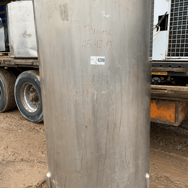 Емкость одностенка 1000л инв.4208