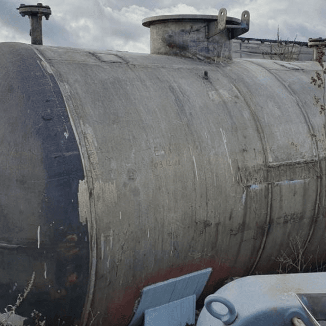 Емкость 6 куб.м. - 3,4м общая длина