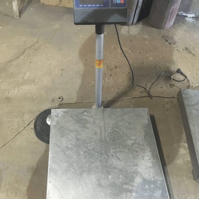 Весы электронные инв.8024