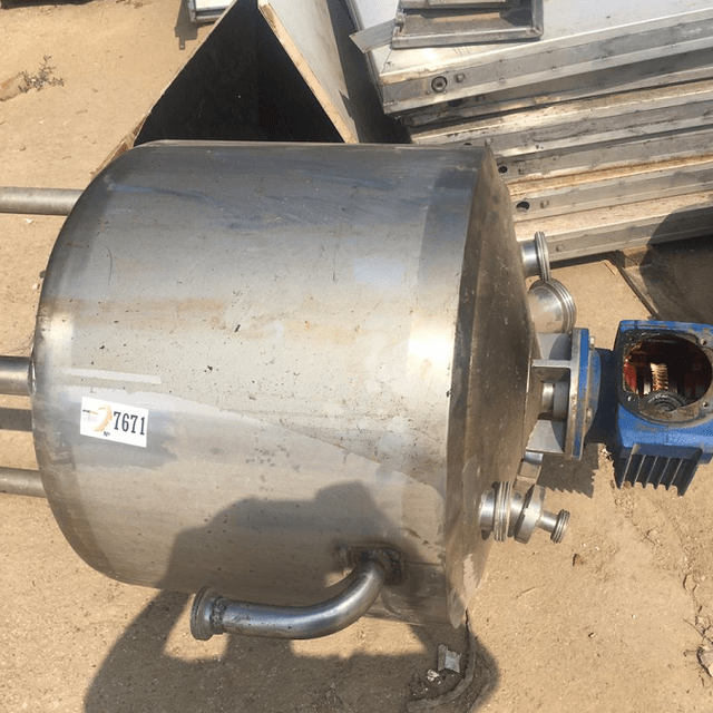 Емкость с мешалкой инв.7671