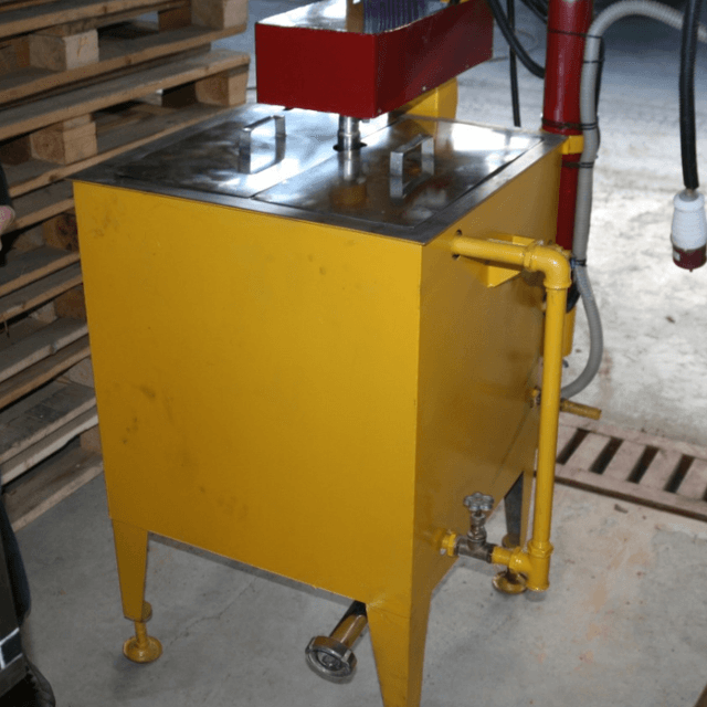 Емкость 125л с мешалкой и рубашкой