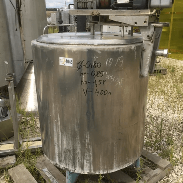 Емкость 400л инв.4045