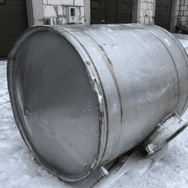 Емкость 1000л инв.8329