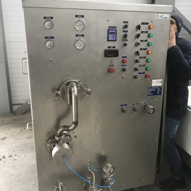 Фризер 1000 л/час инв.7176