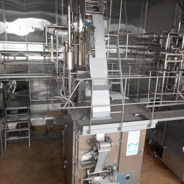 Линия ТВА-3 в упаковку TetraPak 200 инв.6306