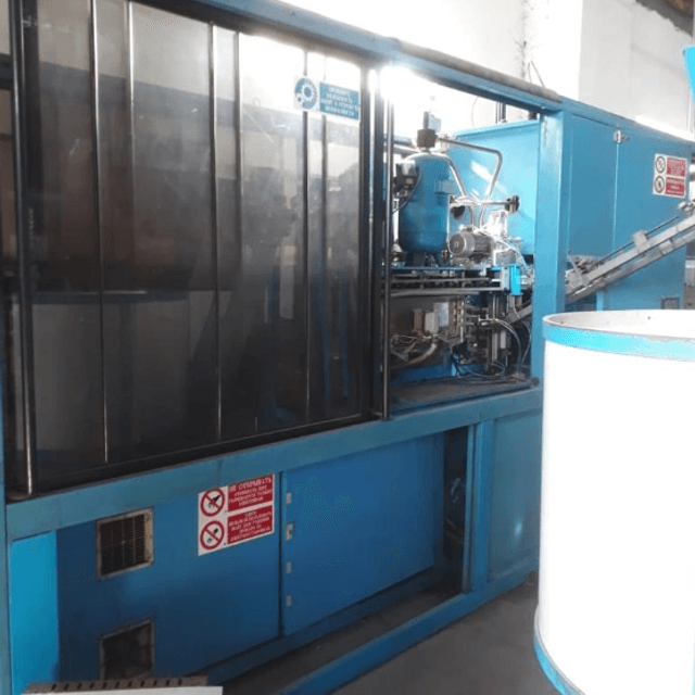 Автоматическая выдуваная машина SIPA