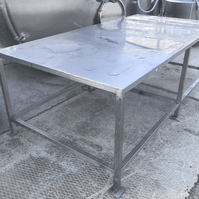 Стол большой нерж. длина 2,5м инв.7691