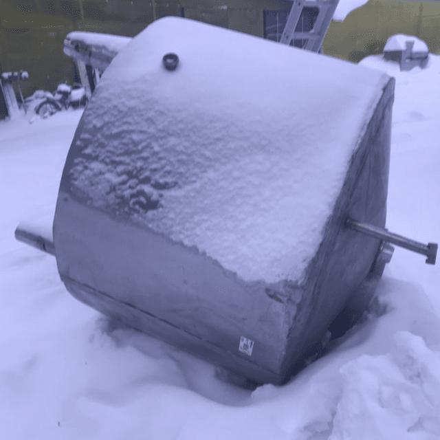 Емкость 1т с рубашкой инв.8054