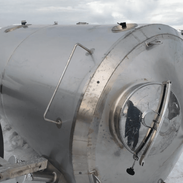 Емкость 6 куб.м. термос инв.8093