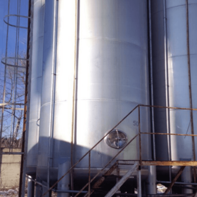 Емкость 50 куб.м. вертикальная одностенная.