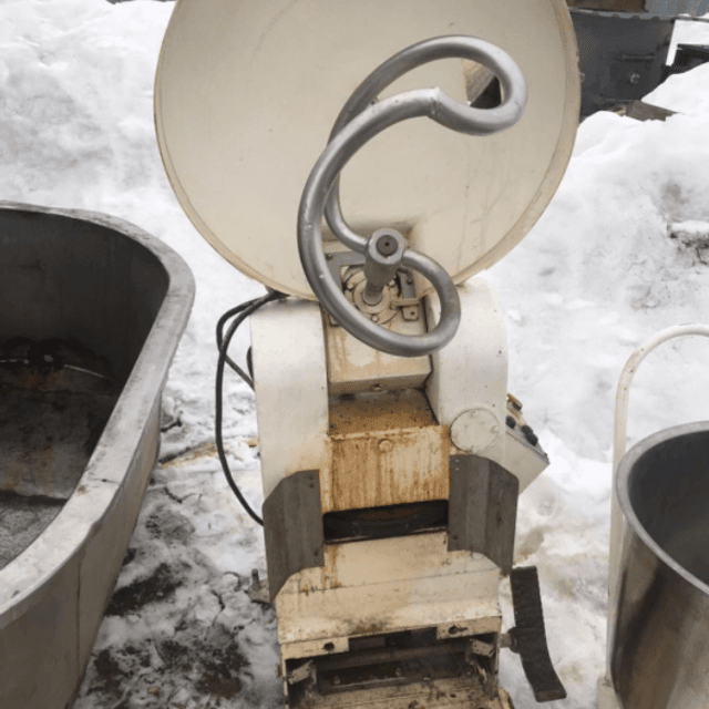 Тестомесильная машина МБТМ-200 инв.7737