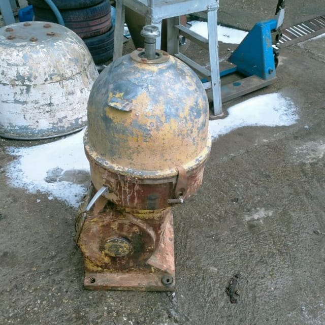 Сепаратор-молокоочиститель Ж5-ОМБ4 ПЛАВА инв.9047