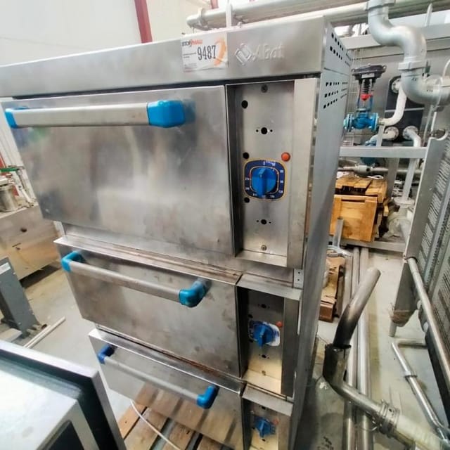 Шкаф жарочный ШЖЭ-3 инв.9487