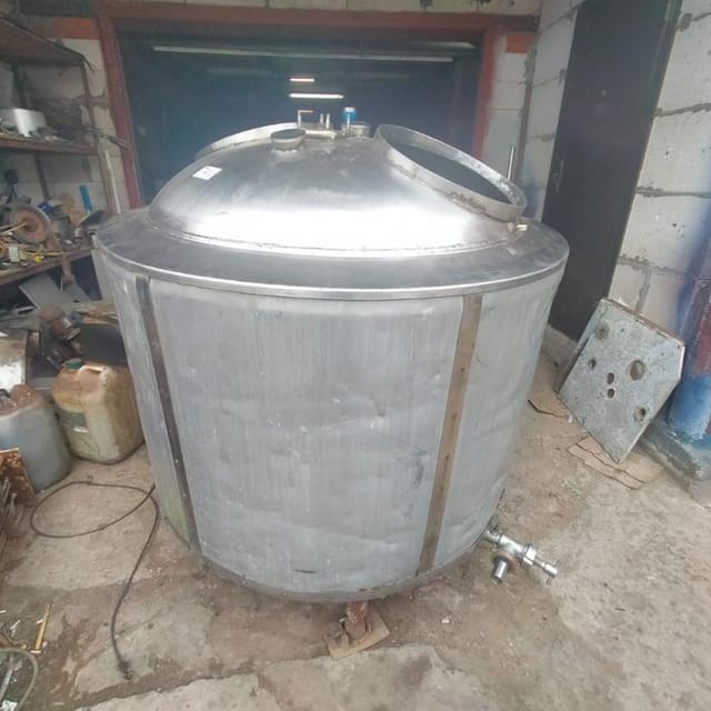 Емкость с рубашкой 1000л инв.9312